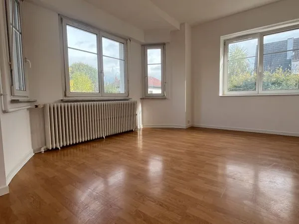T3 de 75 m² - Saint-Louis - 960 e charges comprises
