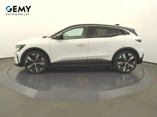 Renault Megane e-tech ev60 220 ch super charge — photo 41