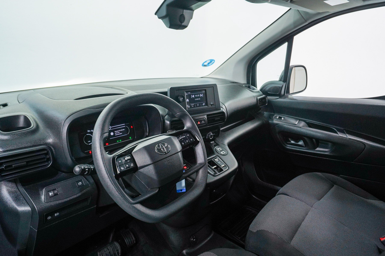 Toyota Proace Fourgon — photo 11