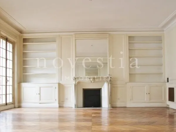 Appartement 6 pièces 191 m²