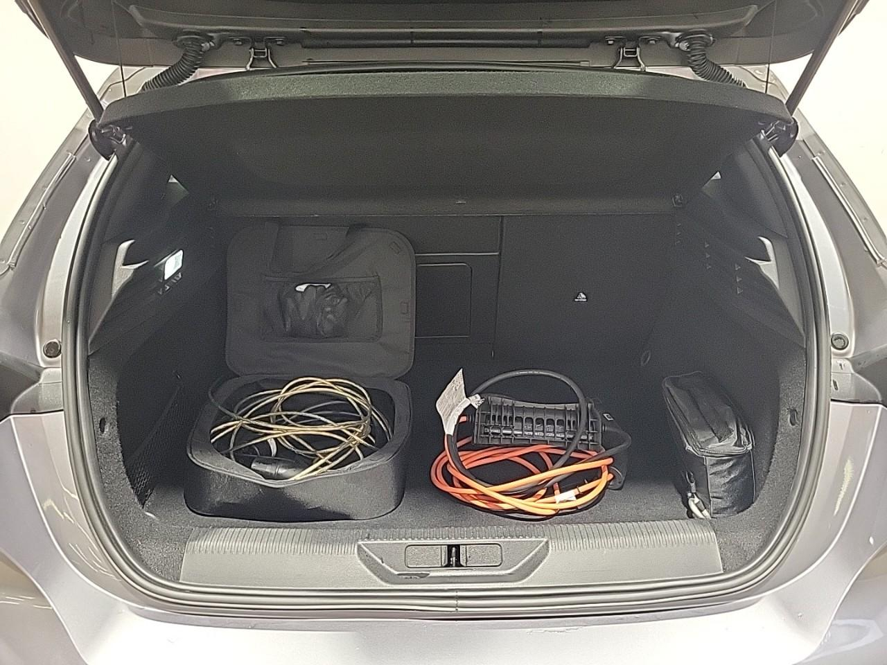 Peugeot 308 phev 225 e-eat8 gt — photo 14