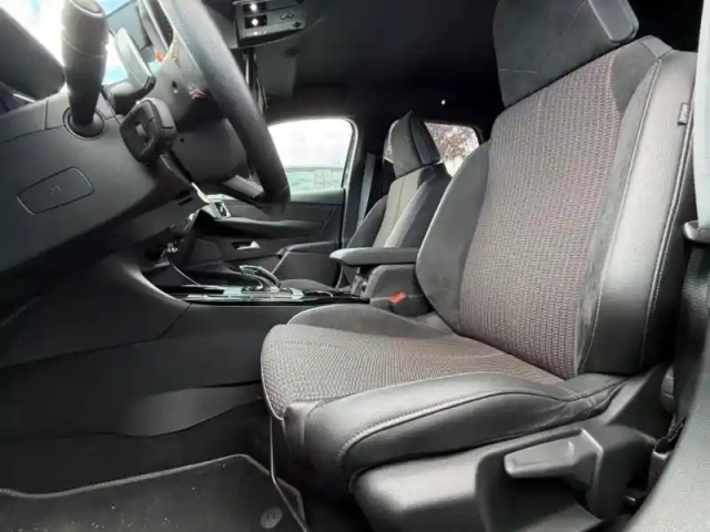 Ds Ds 3 crossback puretech 130ch performance line automatique 7cv — photo 6