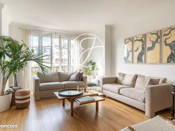 Appartement 6 pièces 174 m²