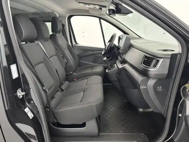Renault Trafic blue dci 150 — photo 23