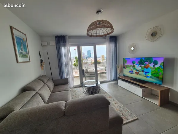 T3 meublé 61m² - terrasse 16m2 - vue dégagée - parking