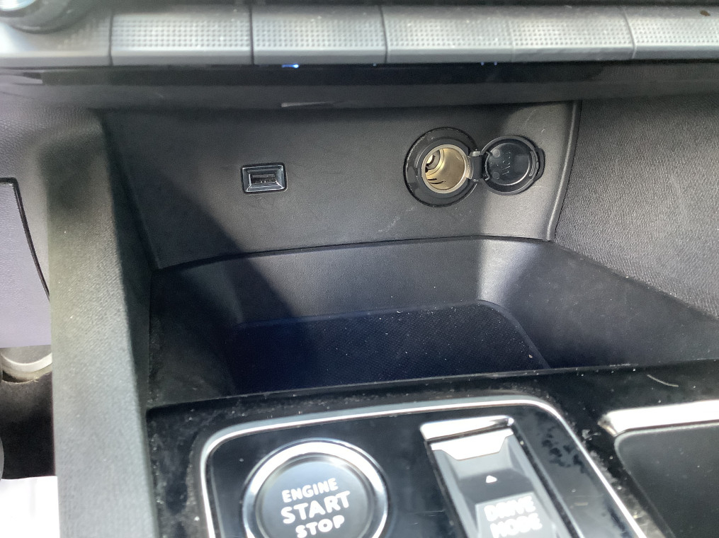 Peugeot 3008 — photo 21