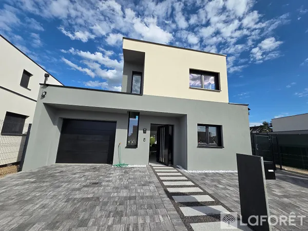 Maison 5 pièces 140 m²