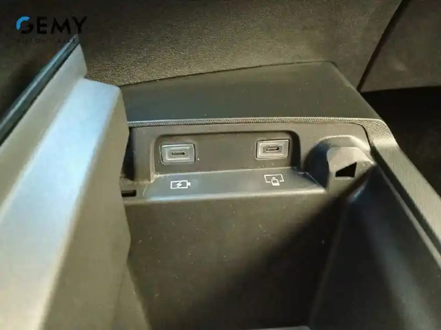 Peugeot 3008 hybrid 136 e-dcs6 — photo 64