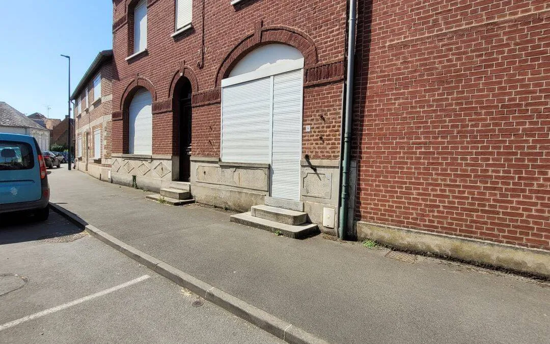 Photo 1