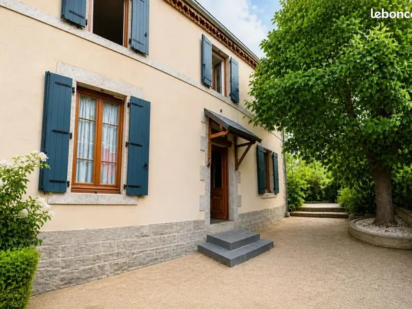 Maison 6 pièces 160 m²