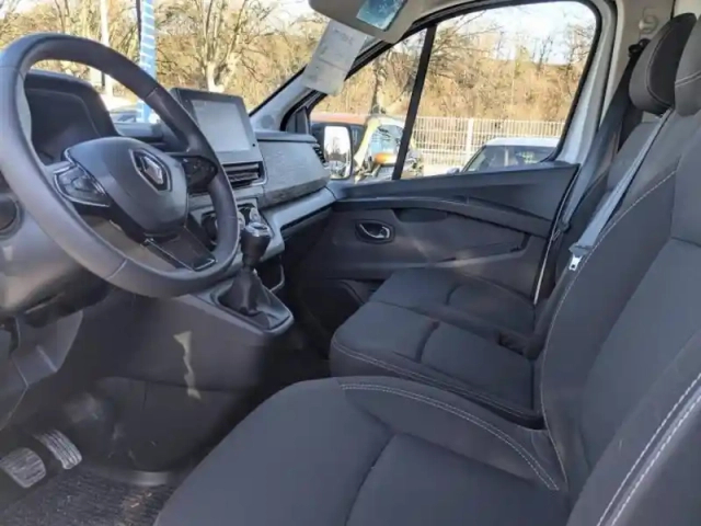 Renault Trafic fg l1h1 2t8 2.0 blue dci 150ch extra -24 — photo 7