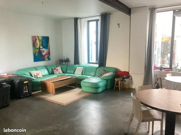 Vente maison de Bourg 5 chambres - jardin - patio - dépendance