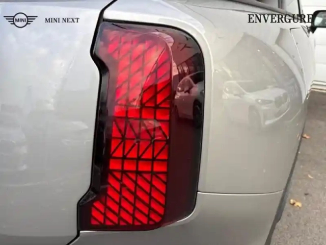 Mini Countryman e 204ch classic — photo 10