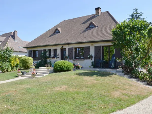 Maison 7 pièces 179 m²
