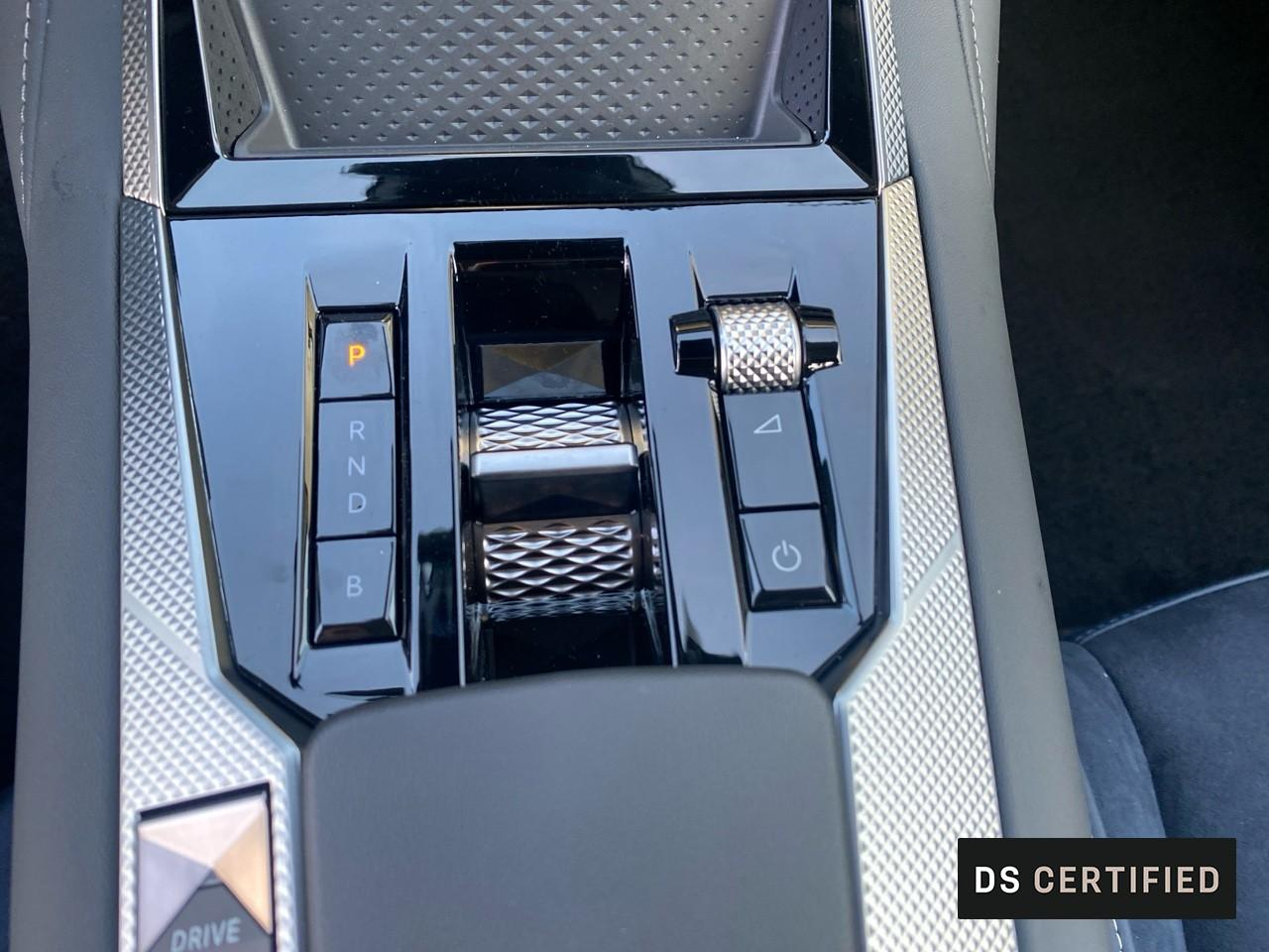 Ds Ds N°4 dsn4 plug-in hybrid 225ch jules verne — photo 13