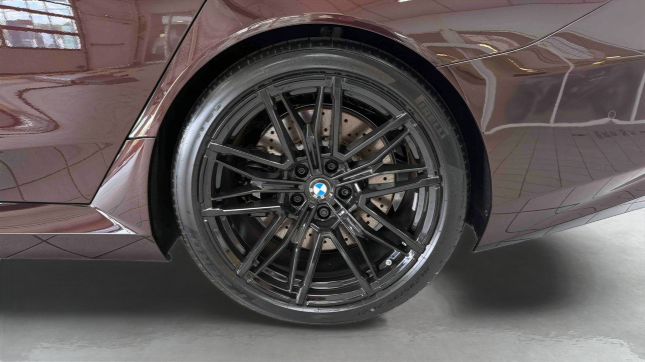 BMW M5 Touring PHEV 727 ch BVA8 — photo 18