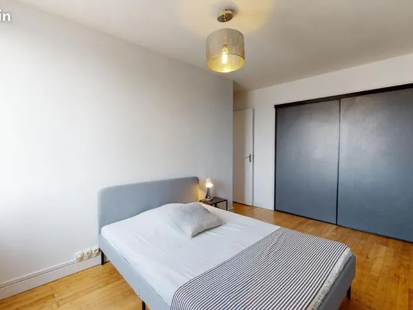 Chambre 4 pièces 69 m²