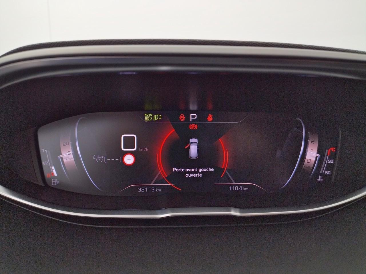 Peugeot 3008 puretech 130ch s&s eat8 gt — photo 18