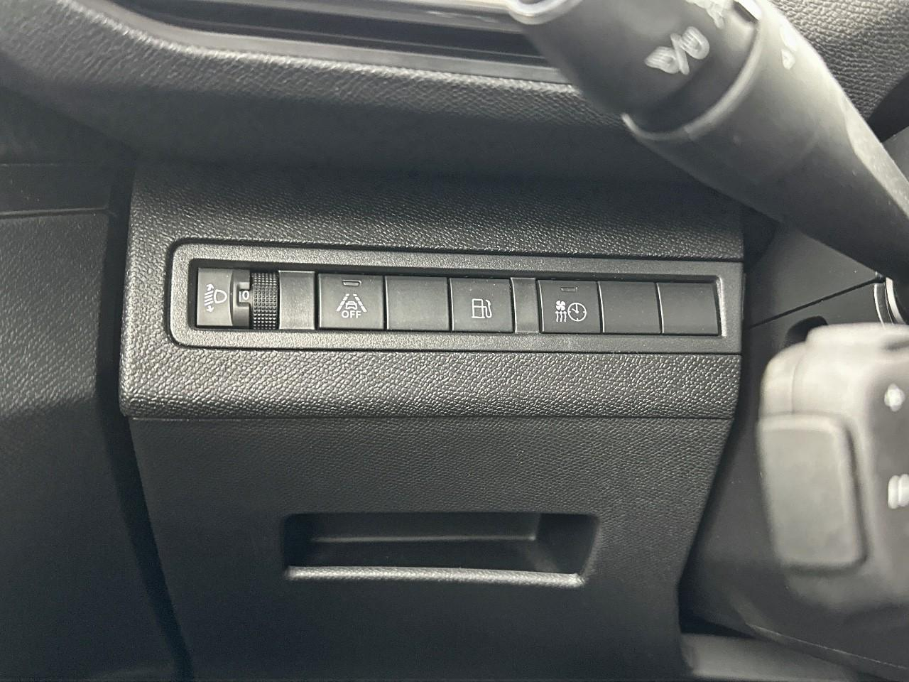 Peugeot 3008 hybrid 225 e-eat8 allure — photo 16