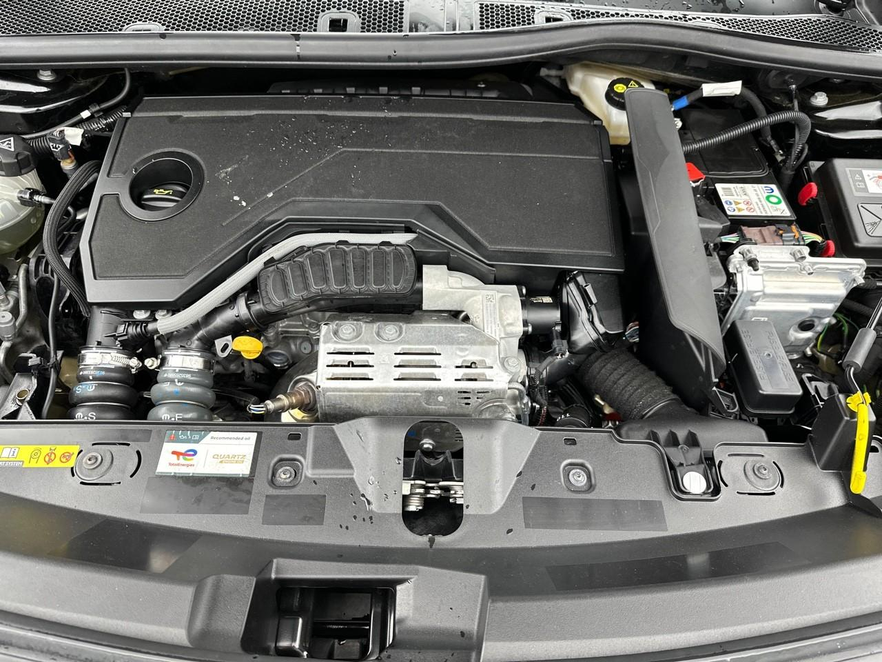 Peugeot 2008 hybrid 136 e-dcs6 style — photo 13