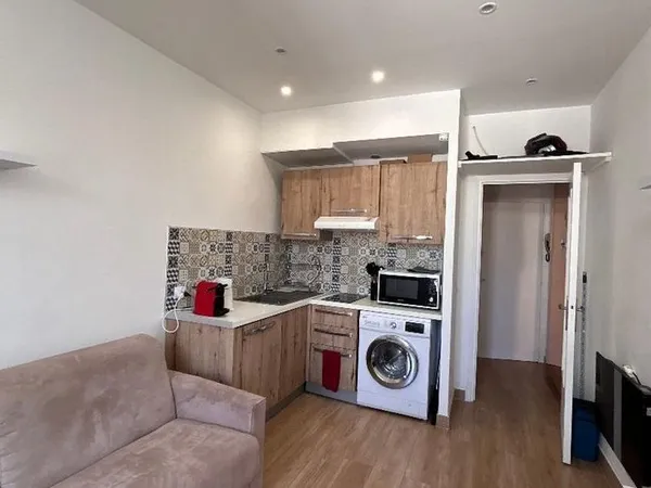 NICE CARRE d'OR - STUDIO 19m² - LOCATION ETUDIANT(E) 6,5 mois