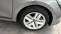 Renault Clio 1.5 Blue dCi 100ch Evolution - 24 — photo 20