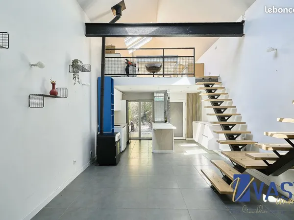 Loft 3 pièces 58 m²