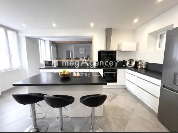 Maison 6 pièces 140 m²