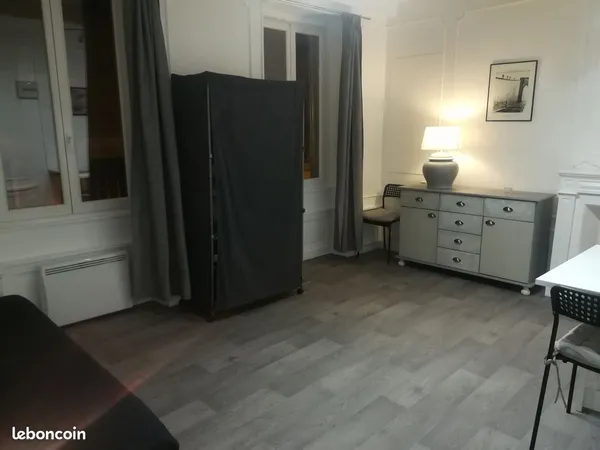 Studio meublé 28 M2 centre ville clermont-Ferrand