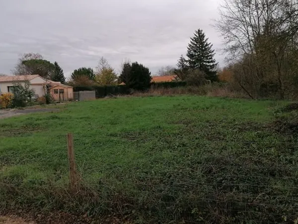 Terrain 1943 m²