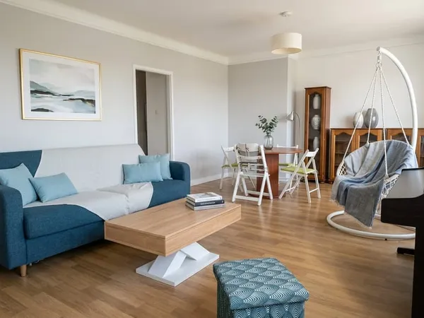 Dernier étage ? Appartement 4 pièces 68 m² très lumineux ? 15 min Gare