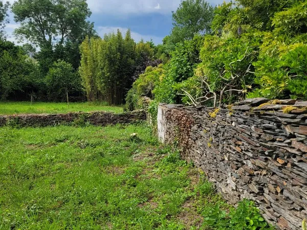 Terrain constructible