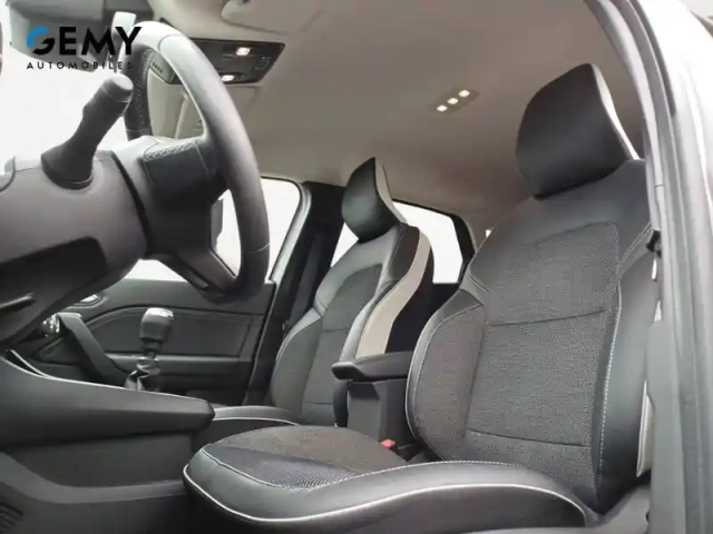 Renault Captur tce 90 — photo 41