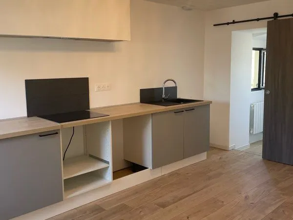 Location Maison de ville rénovée de 75 m² avec jardin