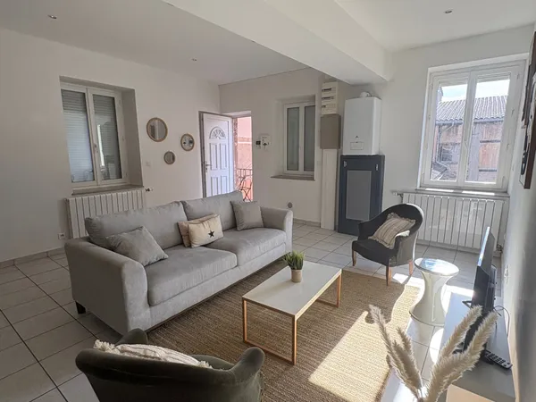 Loue duplex meublé 85m² (82m² carrez) T3 VILLEFRANCHE SUR SAONE