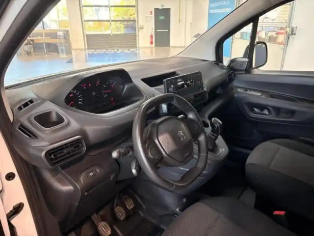 Peugeot Partner standard 650kg bluehdi 75ch premium 4cv (9082?ht) — photo 13