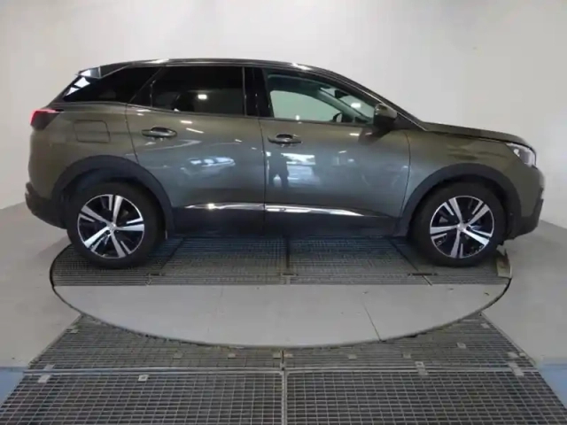 Peugeot 3008 1.2 puretech 130ch allure business s&amp;s eat8  6cv — photo 6