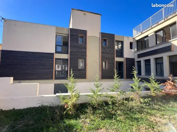 Immeuble 650 m²