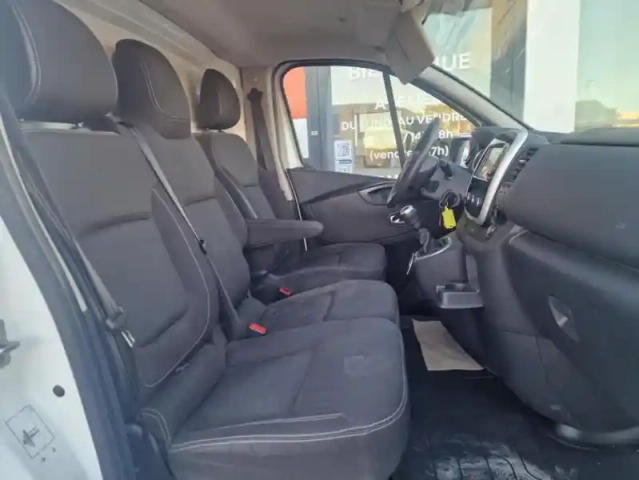 Renault Trafic iii nv fg gcf l1h1 1200 dci 120 — photo 28