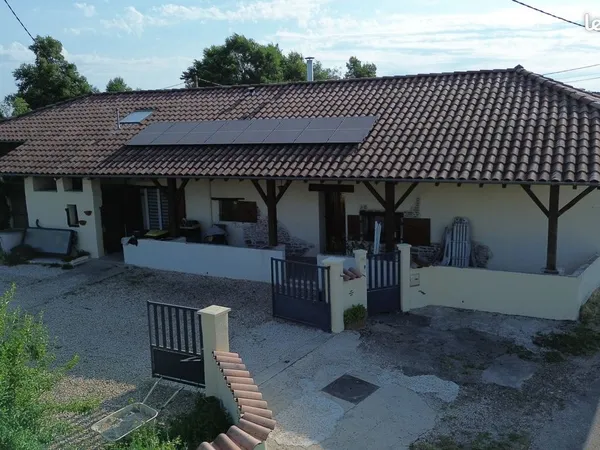 Maison type Fermette bressane avec colombage