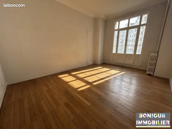Appartement 2 pièces 64 m²