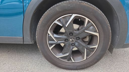 DS DS3 Crossback 1.2 PureTech 100 - So Chic – 2021 – 44655 km – Essence – Boîte Manuelle — photo 30