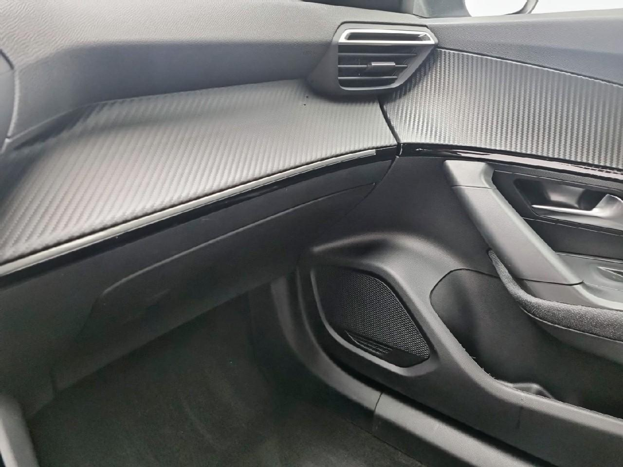 Peugeot 2008 100 s&s bvm6 style — photo 28