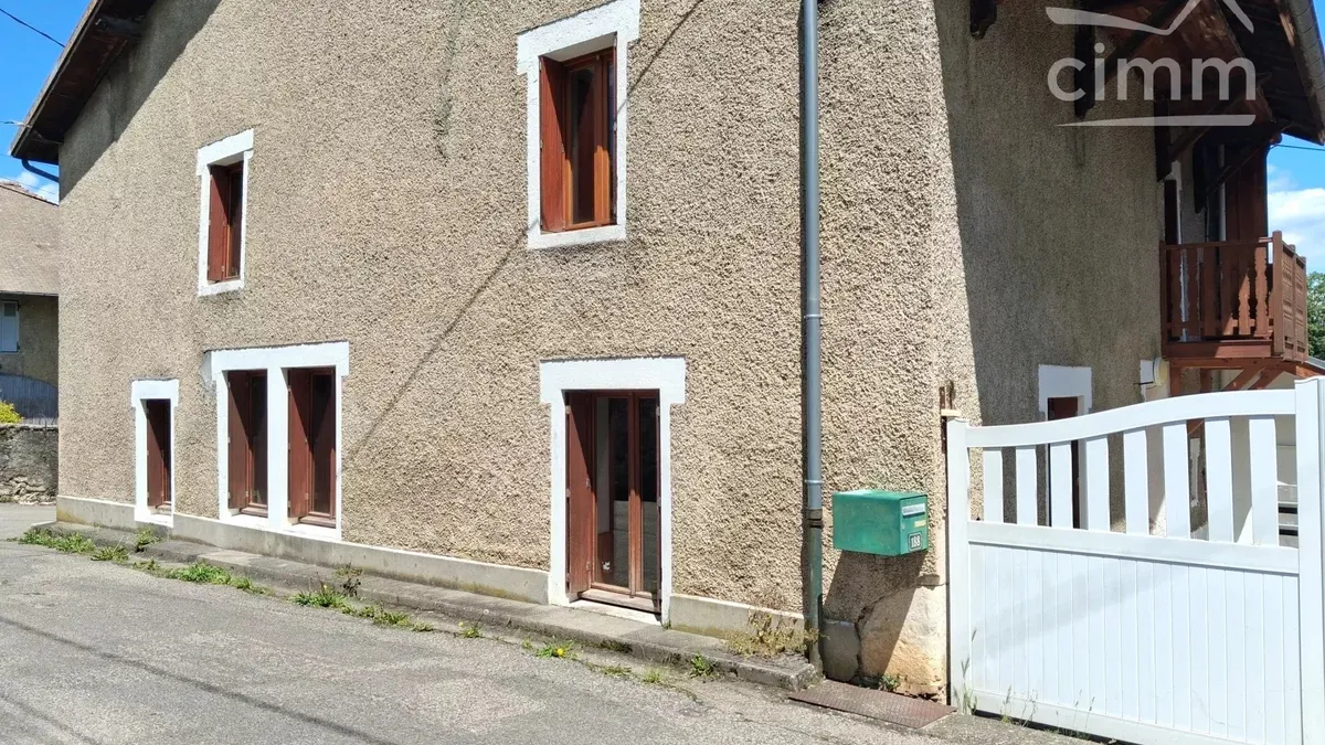 Photo 1