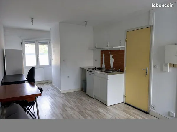 Urgent studio étudiant faible loyer proche hôpital sud Amiens