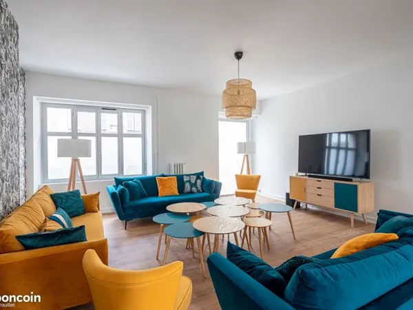 Maison 12 pièces 450 m²