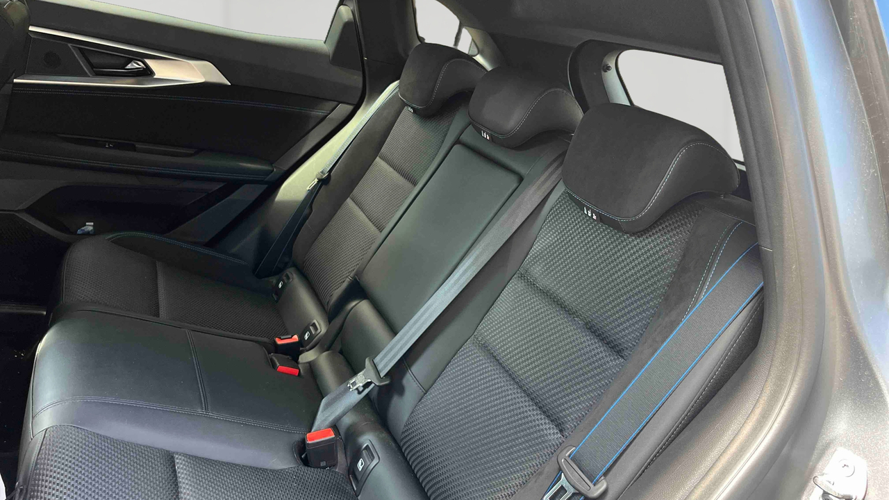 Renault Austral full hybrid E-Tech 200 ch — photo 12