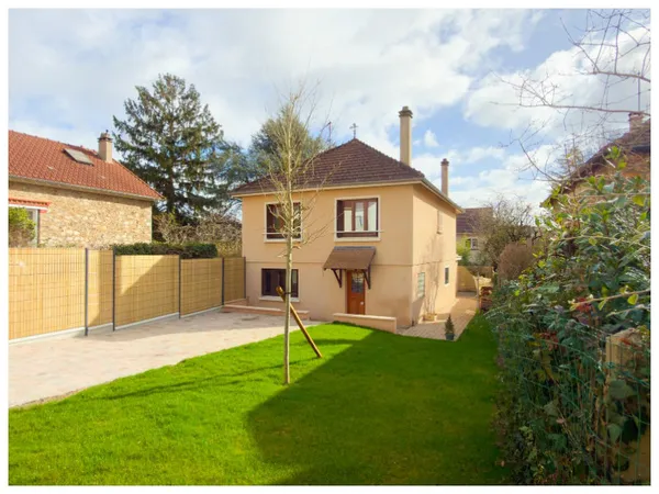 Maison Fontenay Le Fleury 6 pièce(s) de 170m2