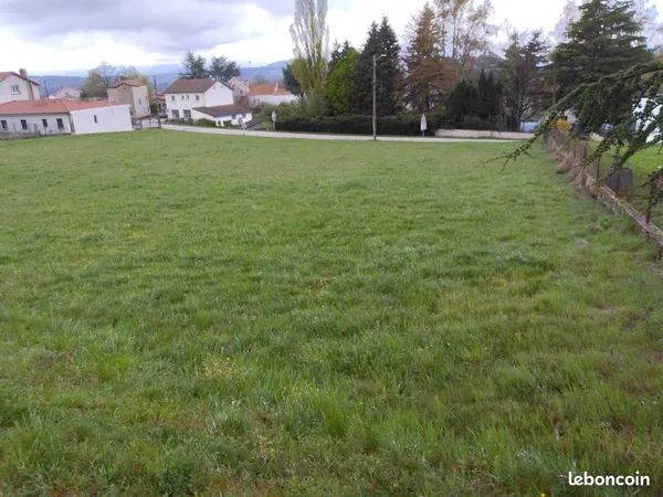 Terrain constructible viabilisé