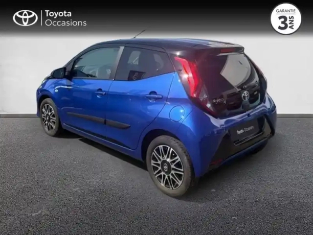 Toyota Aygo 1.0 vvt-i 72ch x-clusiv 5p my20 — photo 2